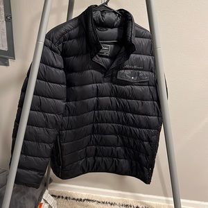 Eddie Bauer henley style pullover puffer jacket size L barely worn